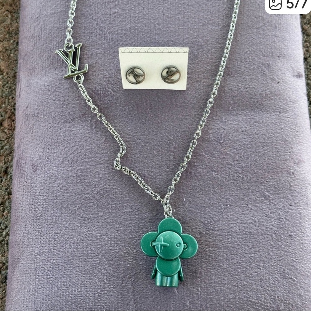 Stainless steel necklace 💚